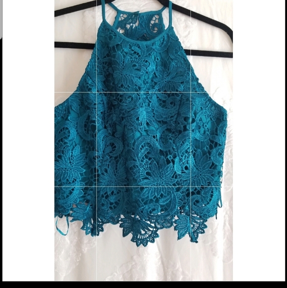 💃Marciano Top and Skirt Set💥 - Picture 4 of 10